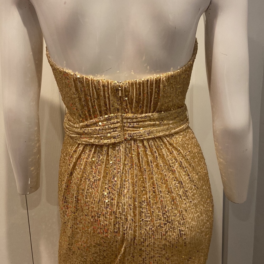 NWOT Ieena for Mac Duggal gold sequin halter gown - Picture 9 of 12